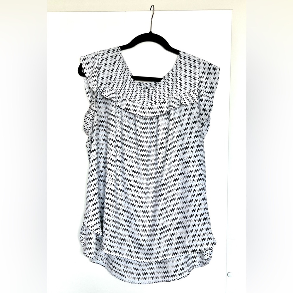 LOFT XXL White and Black Short Sleeve Blouse